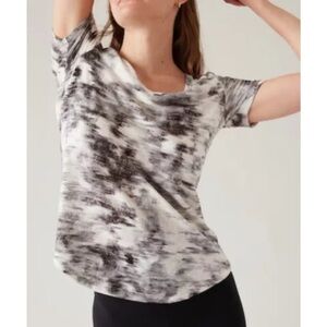 Athleta Breezy Scoop V Neck Short Sleeve Tee T-Shirt Black White Size Medium